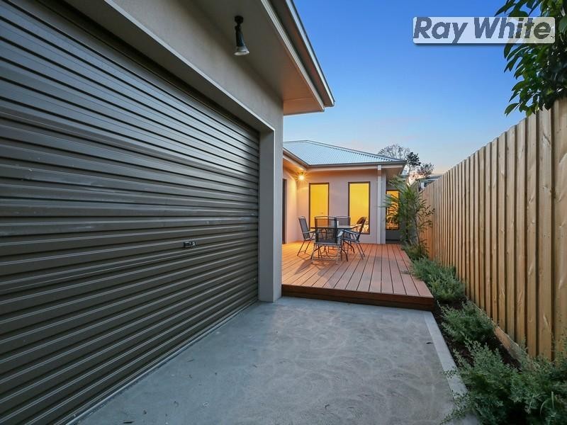 2/21 Staughton Avenue, Rosebud West VIC 3940