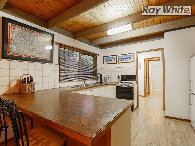 8 Kuringai Road, Tootgarook VIC 3941