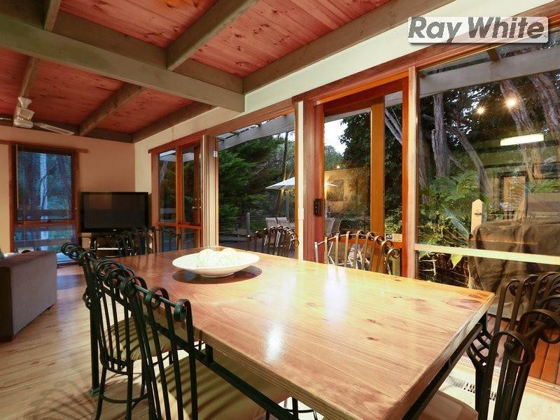 8 Kuringai Road, Tootgarook VIC 3941