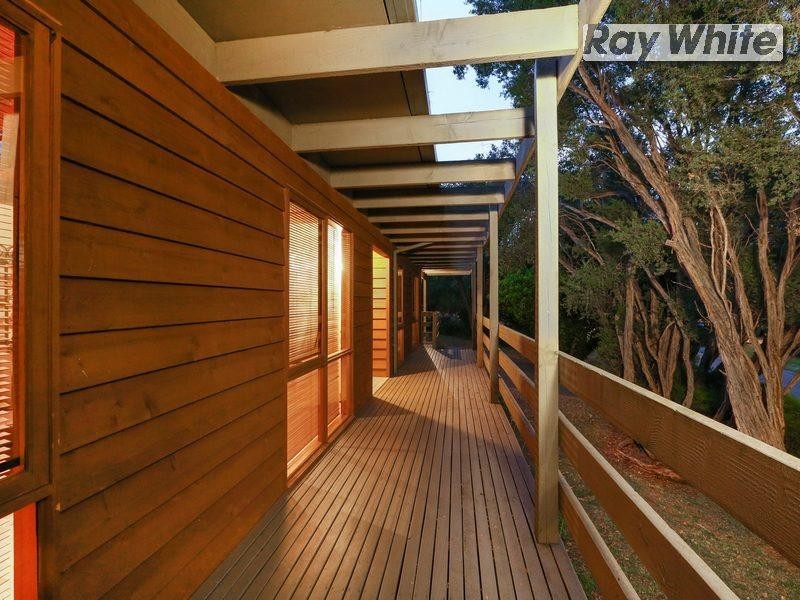 8 Kuringai Road, Tootgarook VIC 3941