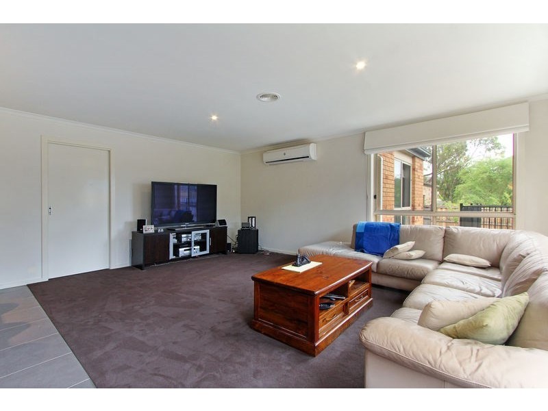 5 Parkedge Circuit, Rosebud VIC 3939