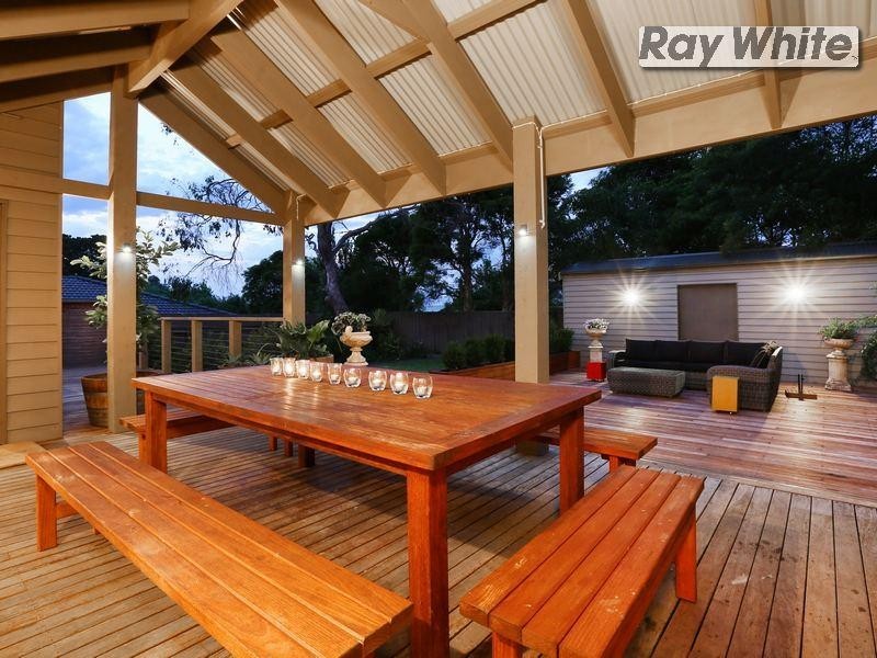 8 Sunningdale Road, Rosebud VIC 3939
