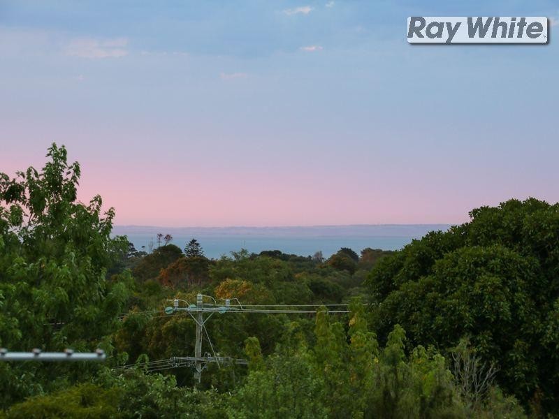 8 Sunningdale Road, Rosebud VIC 3939