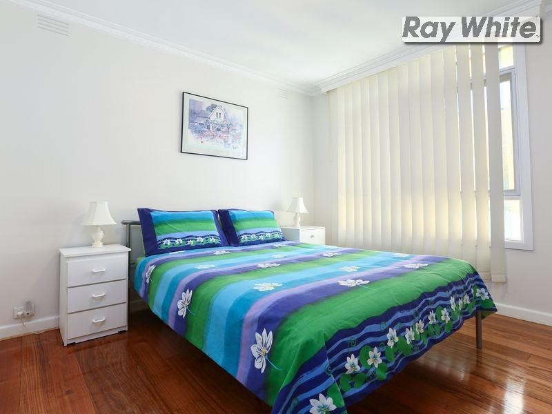 66 Ocean Street, Rosebud VIC 3939