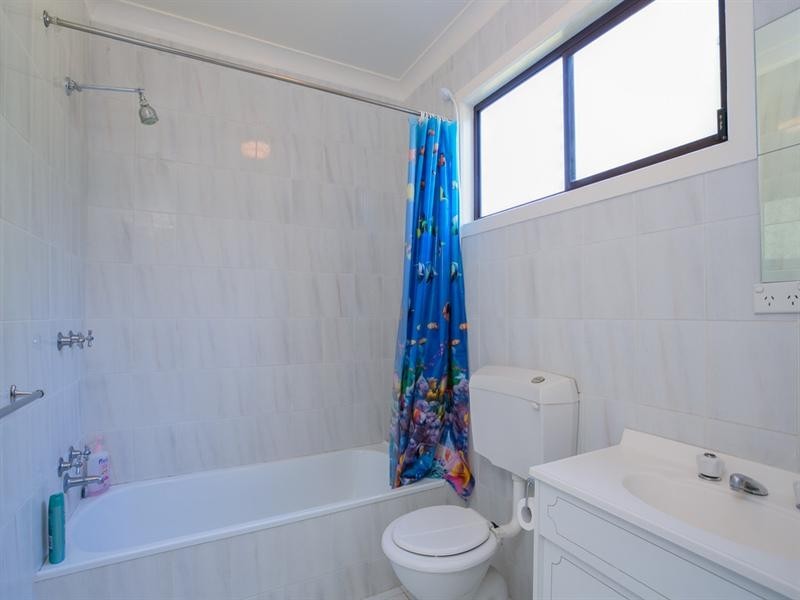 2 Percival Street, Rosebud West VIC 3940