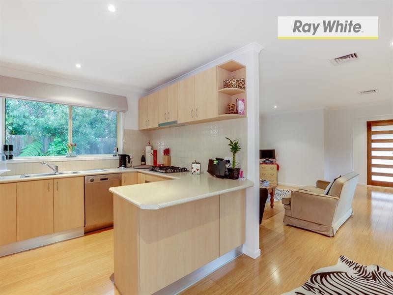 22 Leura Crescent, Rosebud VIC 3939