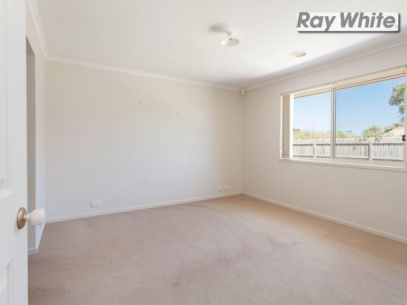 10 Lovely Meadows Court, Rosebud VIC 3939