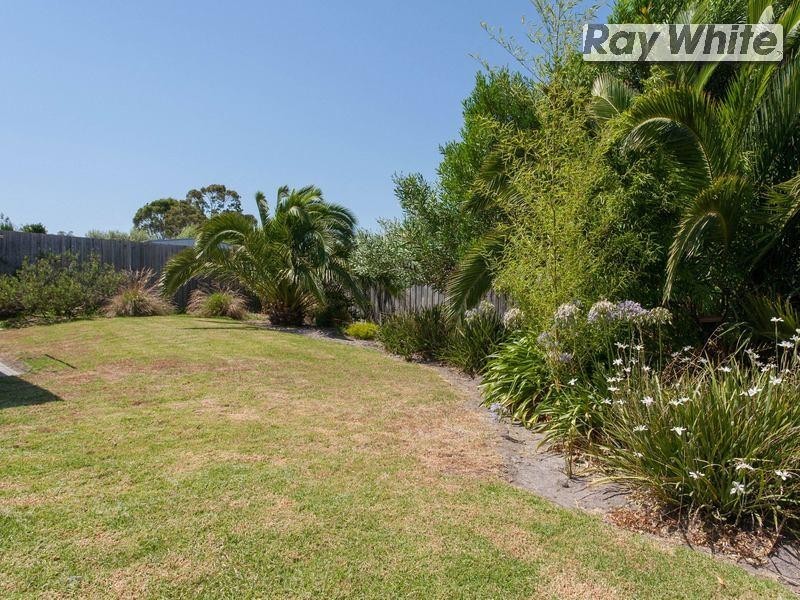 10 Lovely Meadows Court, Rosebud VIC 3939