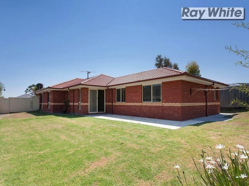 10 Lovely Meadows Court, Rosebud VIC 3939