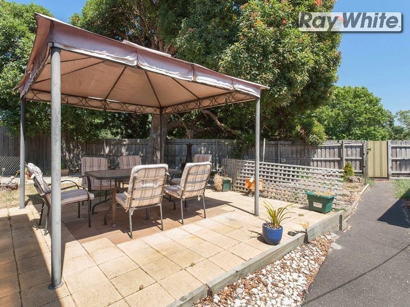 20 Wattle Place, Mccrae VIC 3938