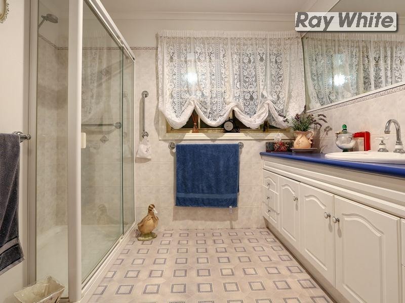 41 – 43 Banksia Place, Rosebud VIC 3939