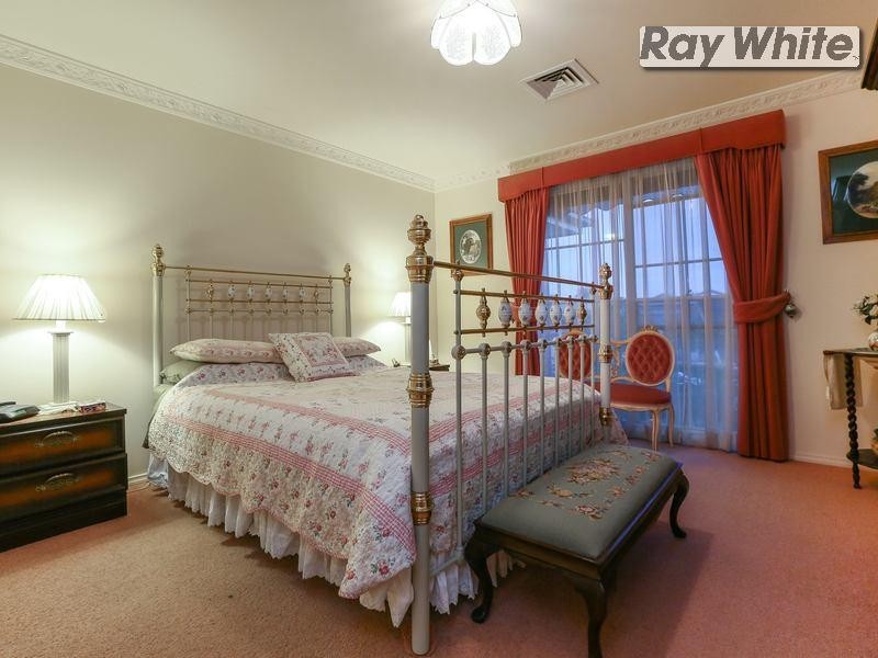 41 – 43 Banksia Place, Rosebud VIC 3939