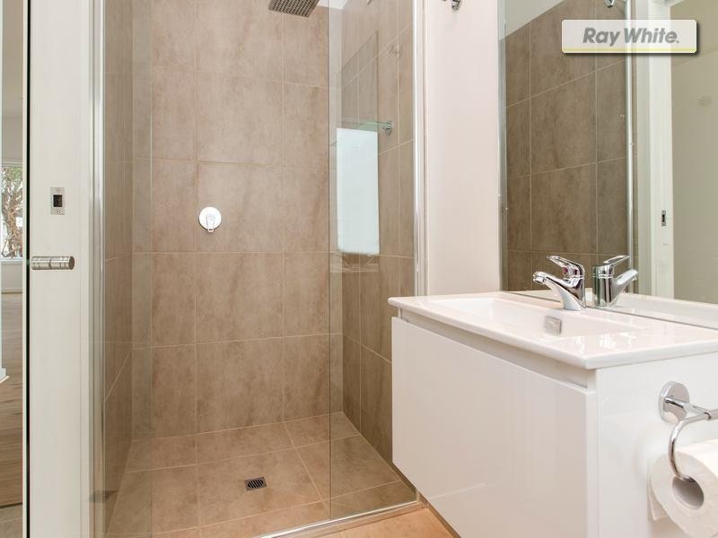 41 Capel Avenue, Rosebud West VIC 3940