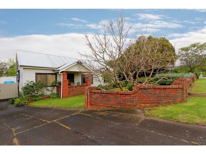 2 Gipps Street, Rosebud VIC 3939