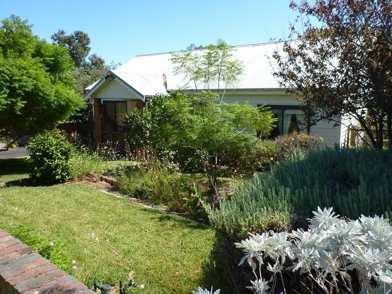 2 Gipps Street, Rosebud VIC 3939