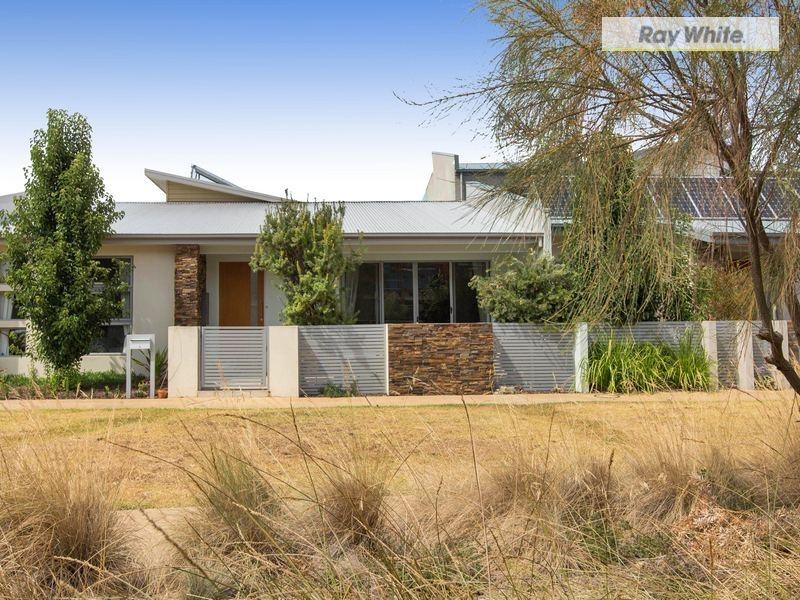 35 Spinnaker Terrace, Safety Beach VIC 3936