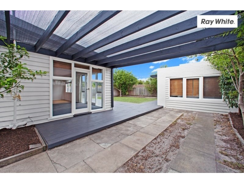 100 Spray Street, Rosebud VIC 3939
