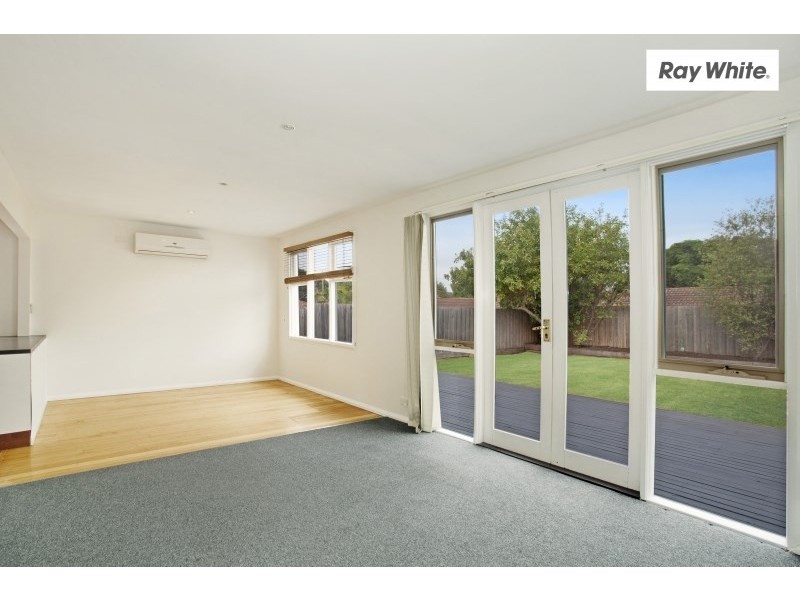 100 Spray Street, Rosebud VIC 3939