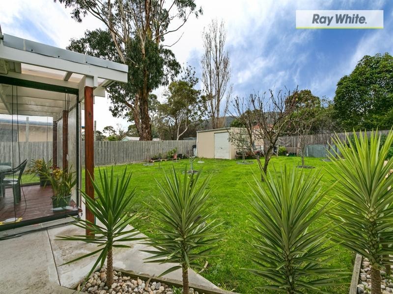 13 Sunhill Avenue, Mccrae VIC 3938