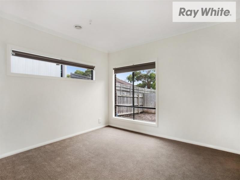 44a Hove Road, Rosebud VIC 3939