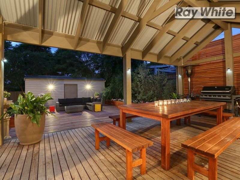 8 Sunningdale Road, Rosebud VIC 3939