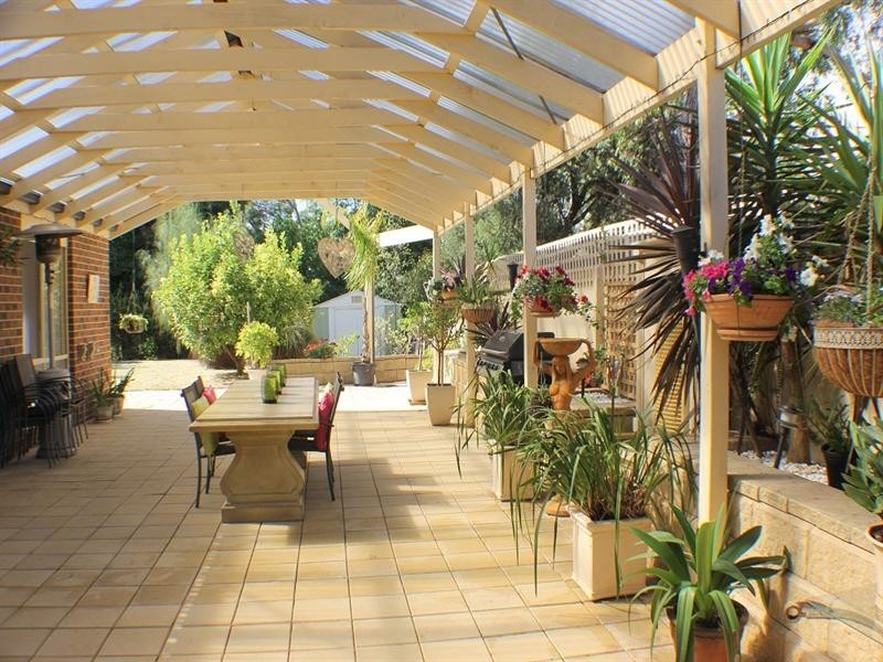 165 Elizabeth Drive, Rosebud VIC 3939