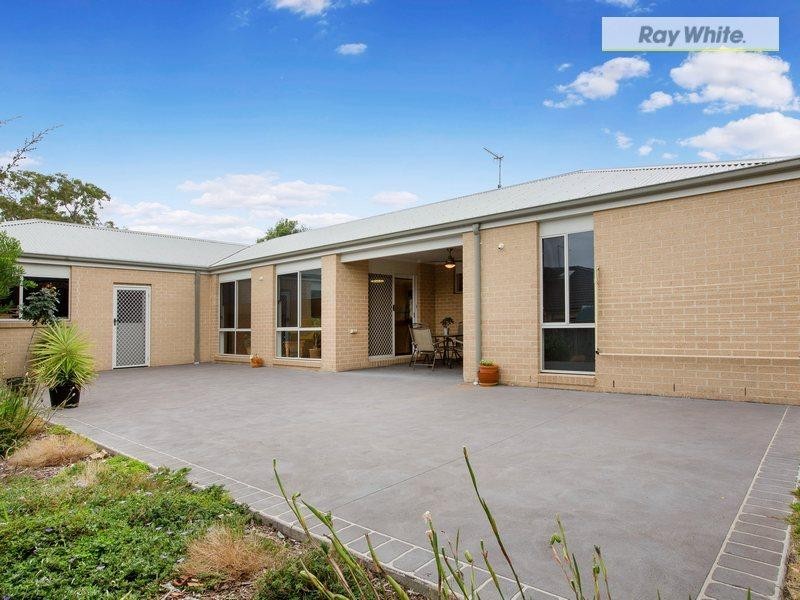 45 Peninsula Sands Boulevard, Rosebud VIC 3939