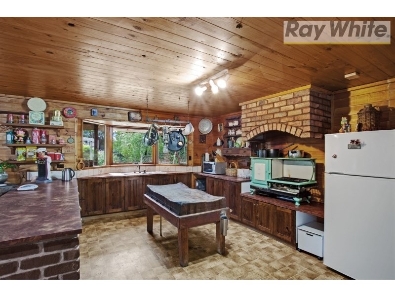 6-8 Wakool Avenue, Rosebud VIC 3939