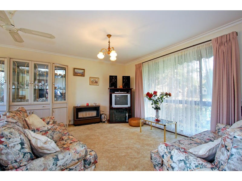 75 Woonton Crescent, Rosebud VIC 3939