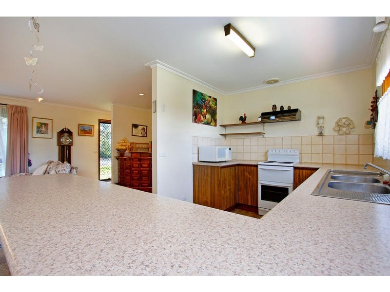 75 Woonton Crescent, Rosebud VIC 3939