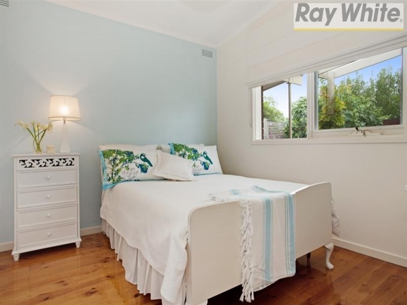 203 Eighth Avenue, Rosebud VIC 3939