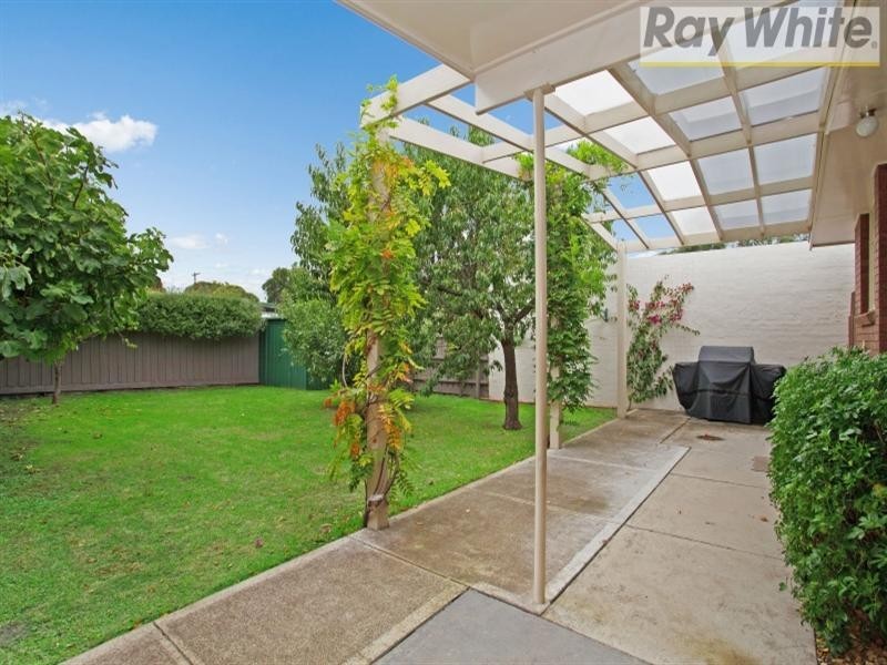 203 Eighth Avenue, Rosebud VIC 3939