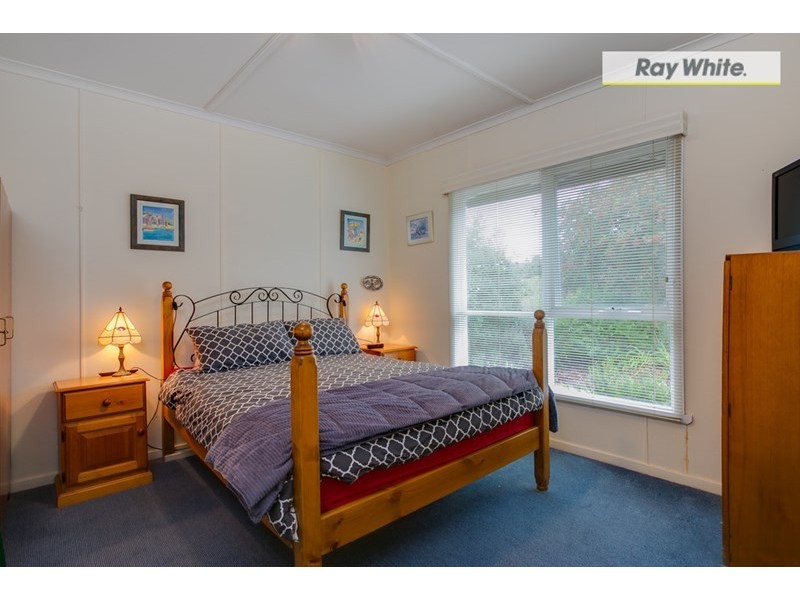 5 Park Avenue, Rosebud West VIC 3940