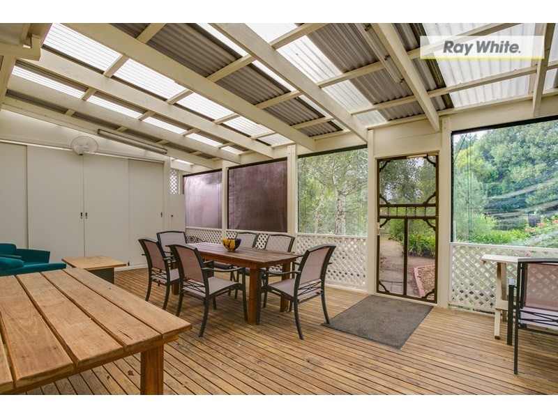 5 Park Avenue, Rosebud West VIC 3940