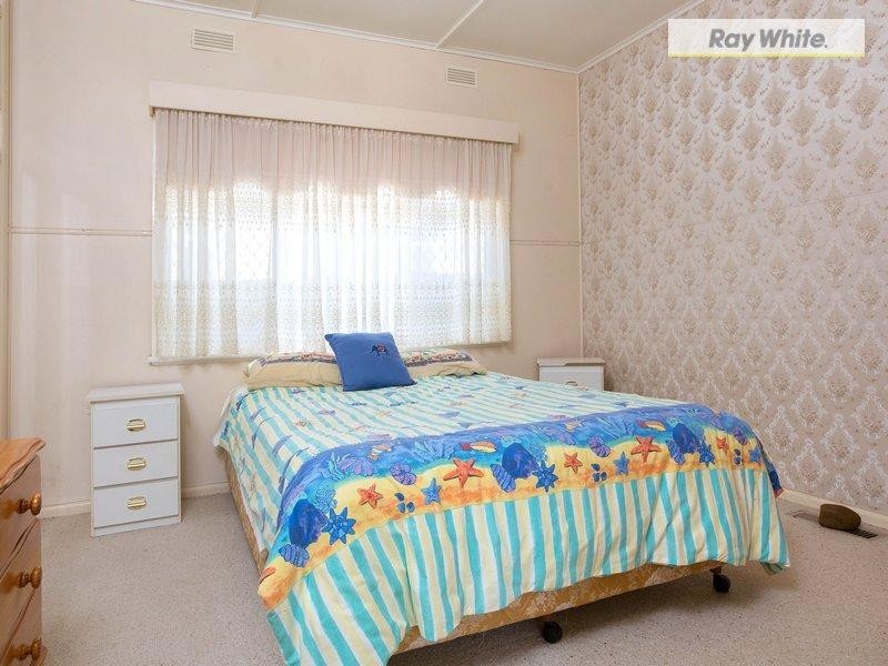 12 Wilson Street, Rosebud VIC 3939