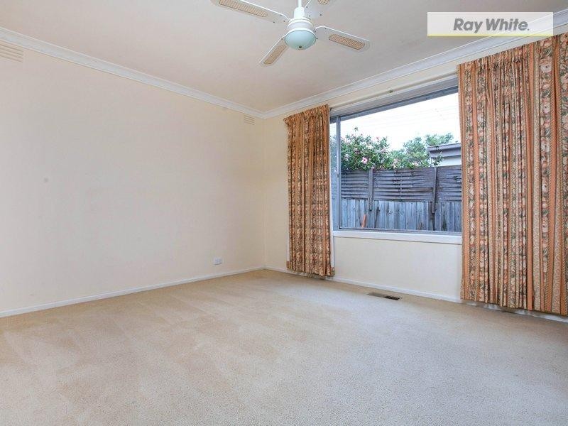 84 Fifth Avenue, Rosebud VIC 3939