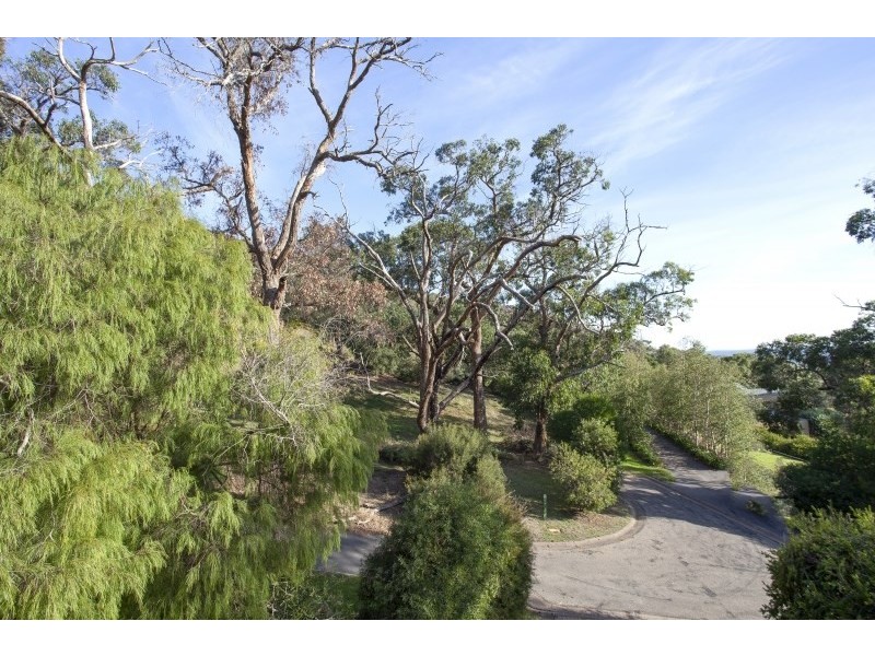 10 McLaren Court, Rosebud VIC 3939