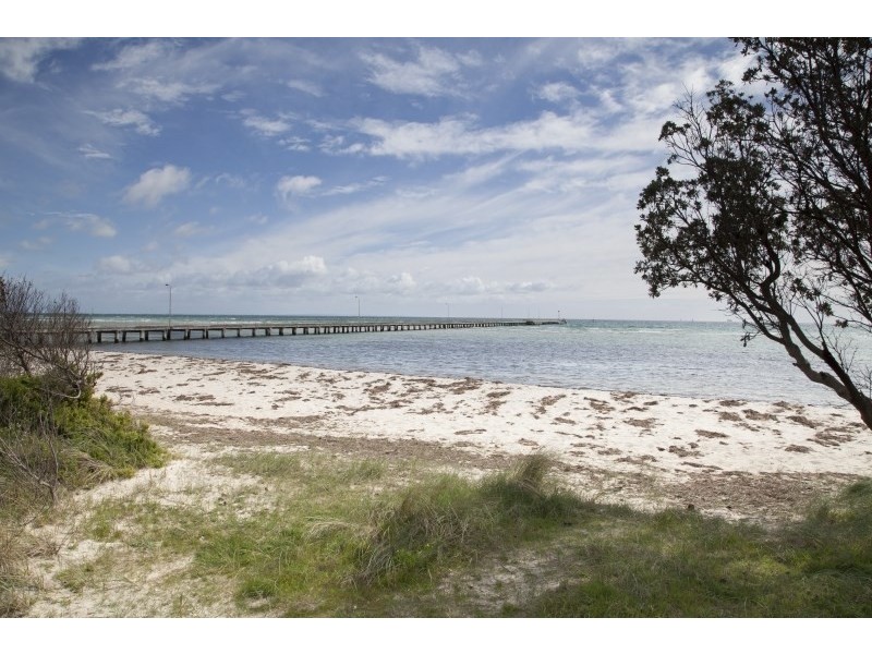 10 McLaren Court, Rosebud VIC 3939