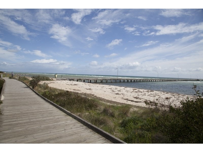10 McLaren Court, Rosebud VIC 3939