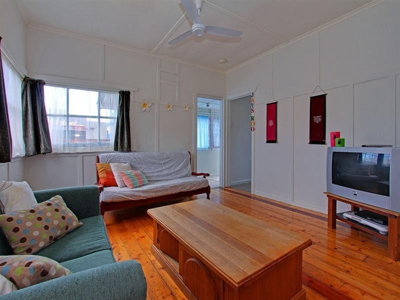 7 First Avenue, Rosebud VIC 3939