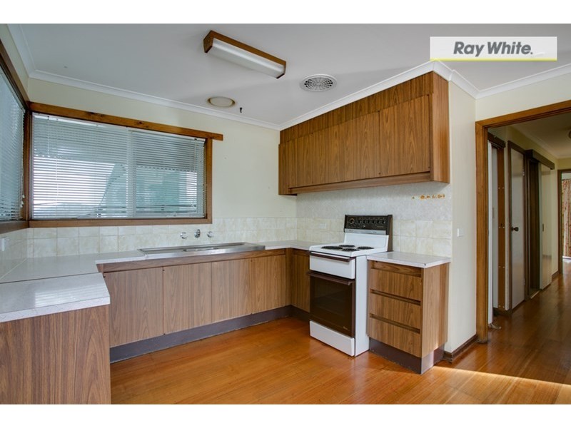 154 Seventh Avenue, Rosebud VIC 3939