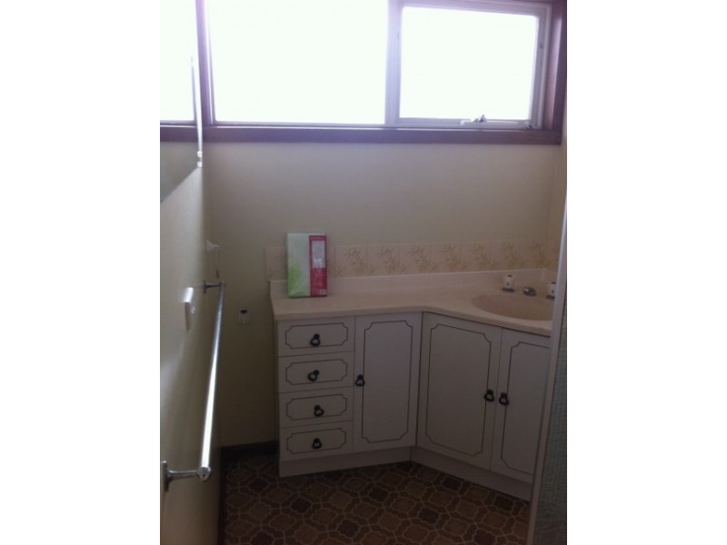 154 Seventh Avenue, Rosebud VIC 3939