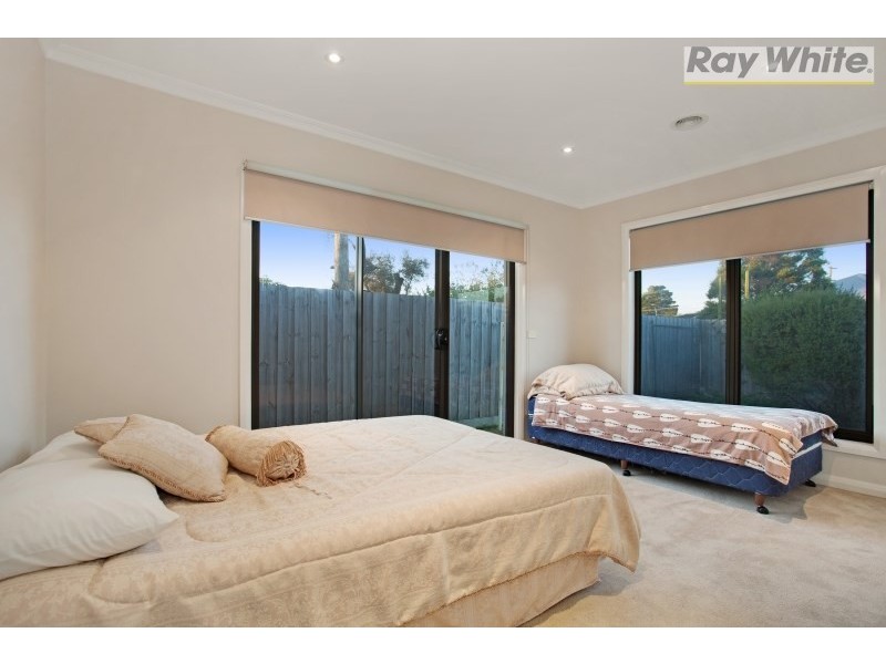 4/11 Rose Street, Rosebud West VIC 3940