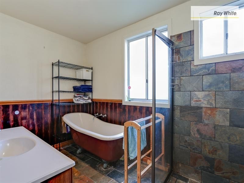 102 Jetty Road, Rosebud VIC 3939