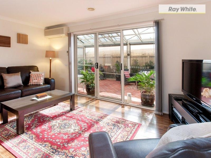 2 Josie Place, Rosebud VIC 3939
