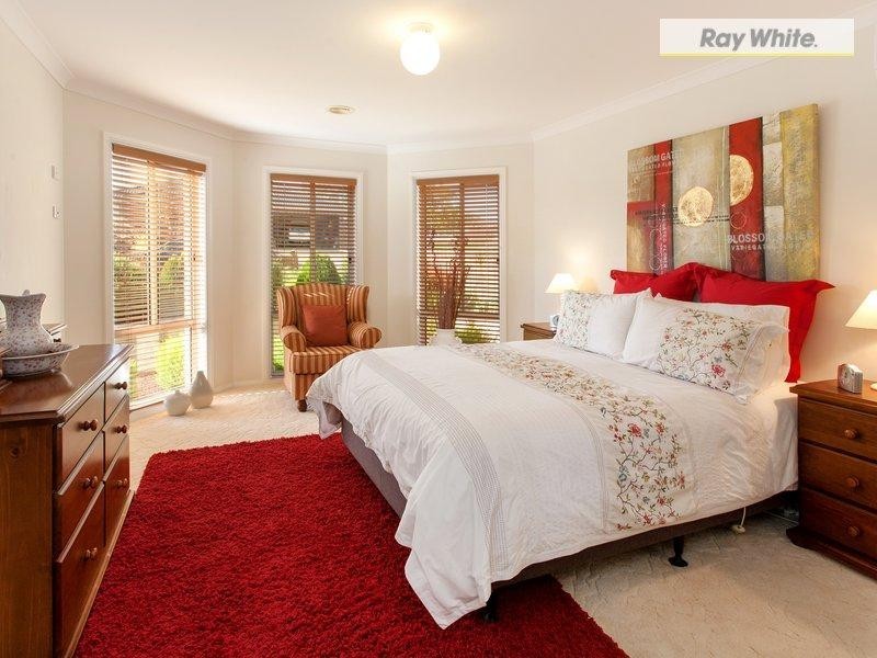 2 Josie Place, Rosebud VIC 3939