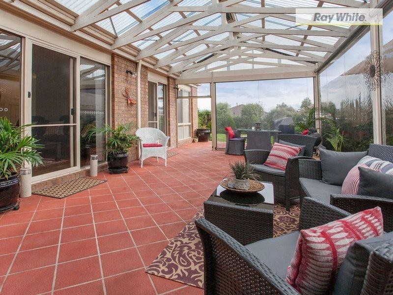 2 Josie Place, Rosebud VIC 3939