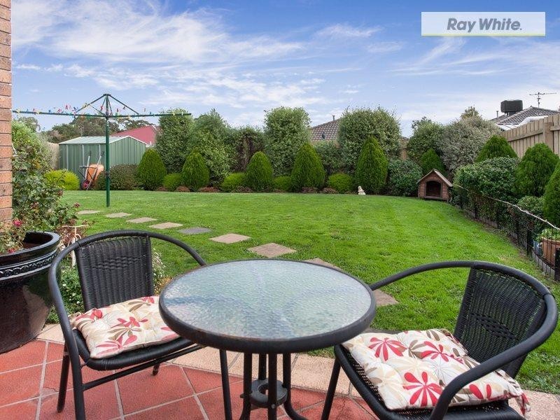 2 Josie Place, Rosebud VIC 3939