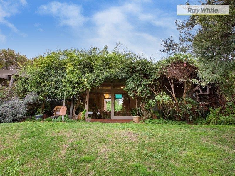 38-40 Carslake Avenue, Blairgowrie VIC 3942