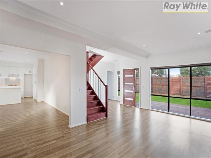 486 Eastbourne Road, Rosebud West VIC 3940